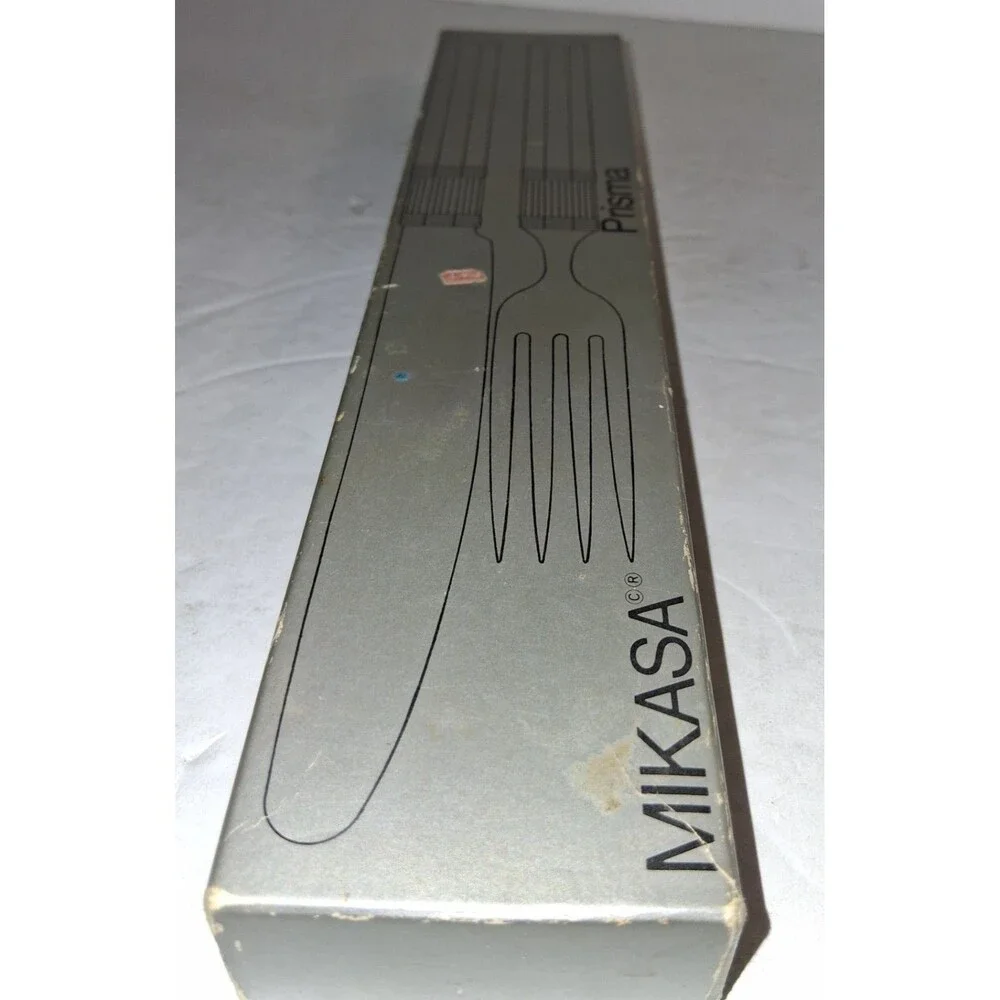 Mikasa larry laslo